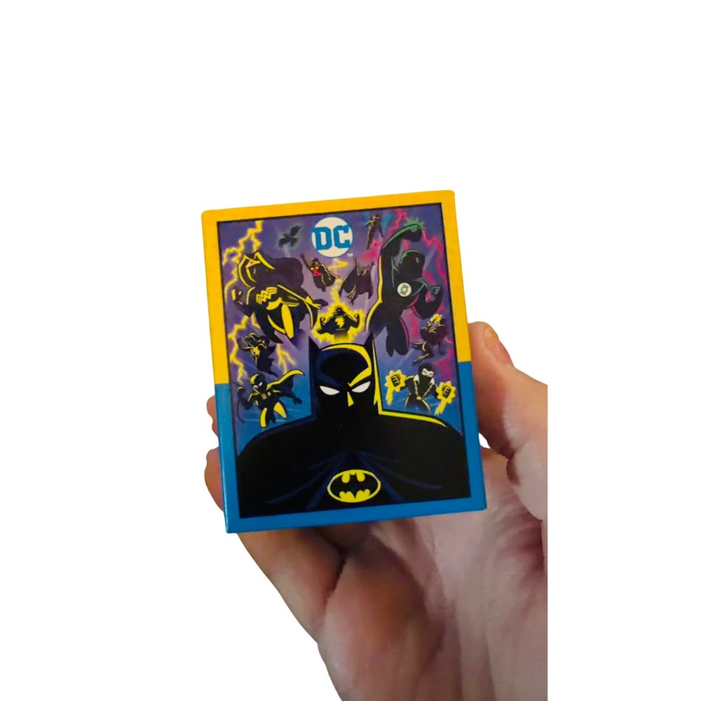 Wendy's DC Comics Blind Box Kids OS Yellow Excellent Mini Figures Cards Toy